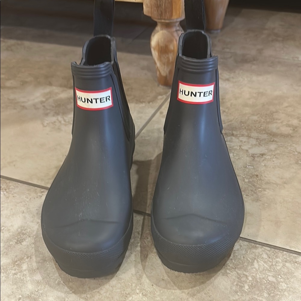 Hunter Women's Black Ankle Boots Size 5